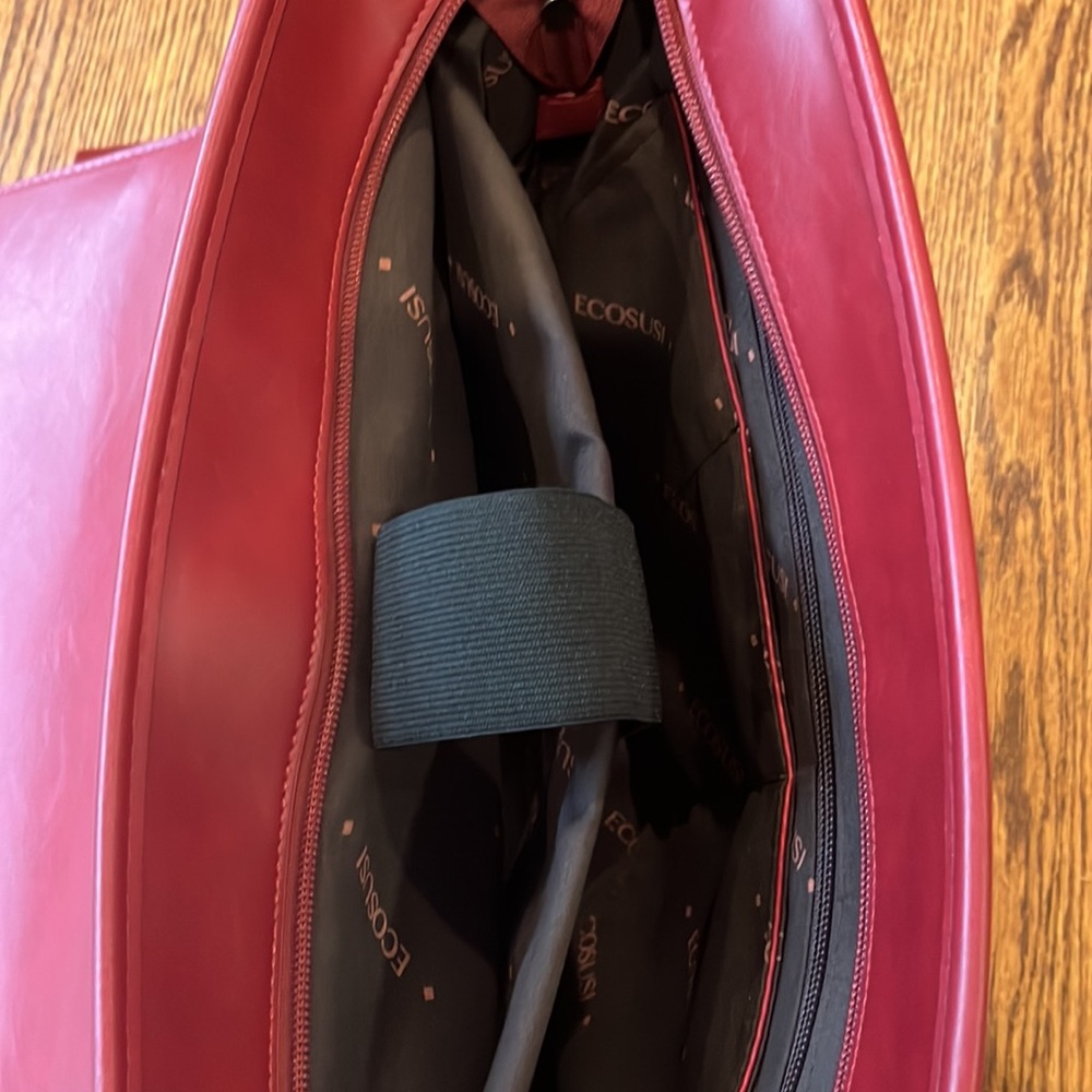 Red Briefcase - image 7